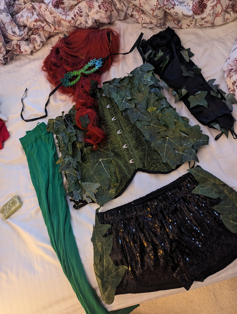 Poison Ivy Cosplay Costume