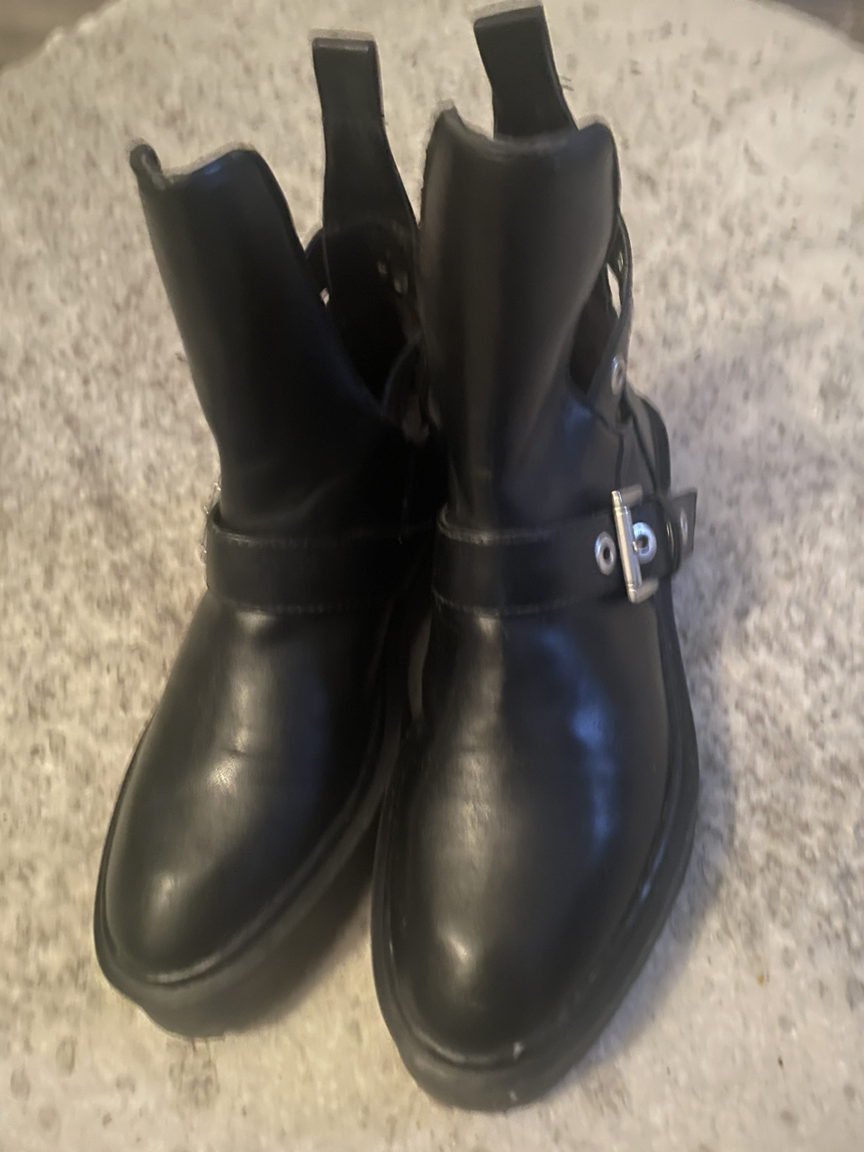 Trendy Booties thumbnail