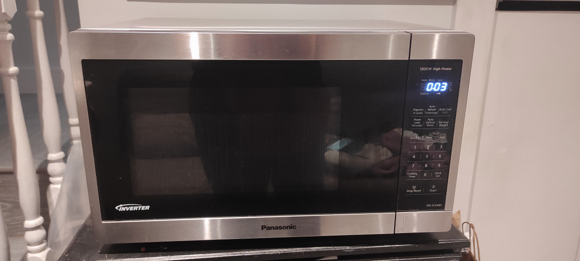 Microwave Panasonic Inverter