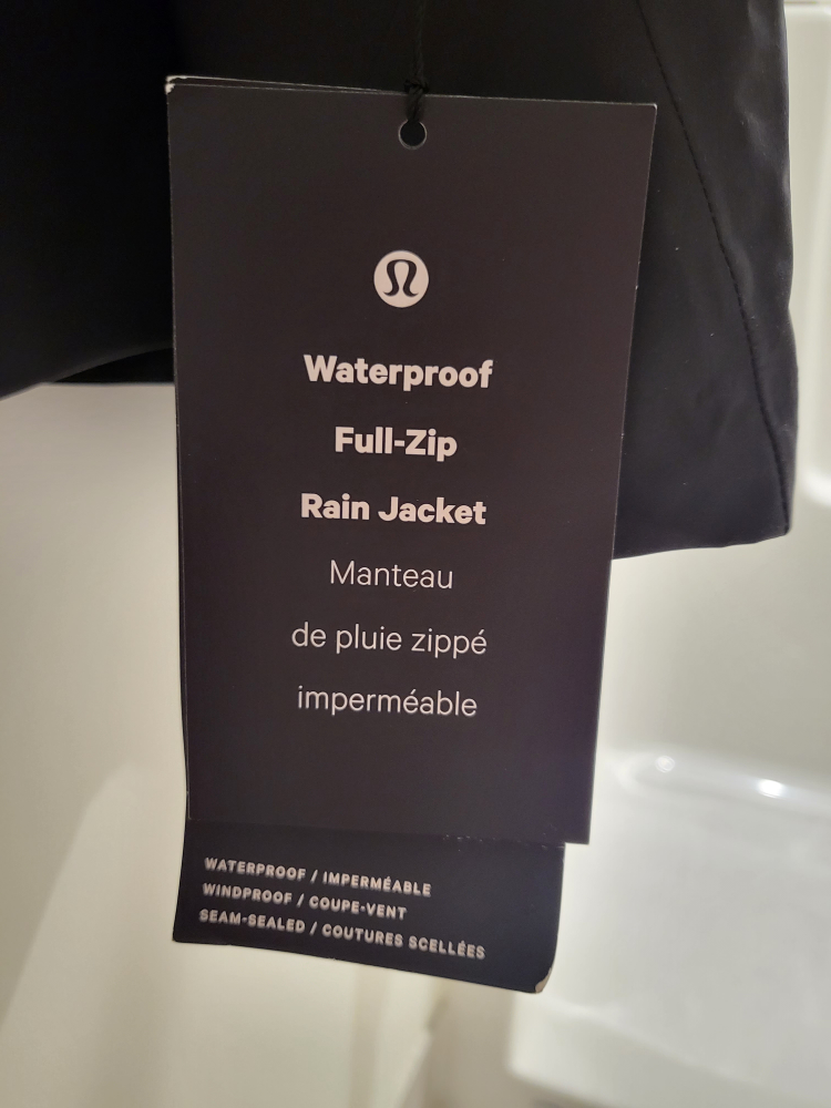 brand new Lululemon jacket - photo 3