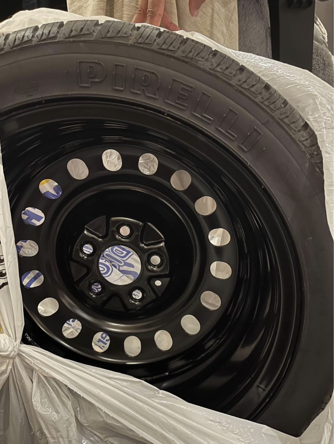 1 brand new Black Rim + free brand new tire image indicator(2)