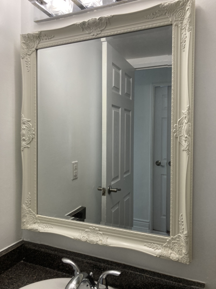 Bathroom mirror white