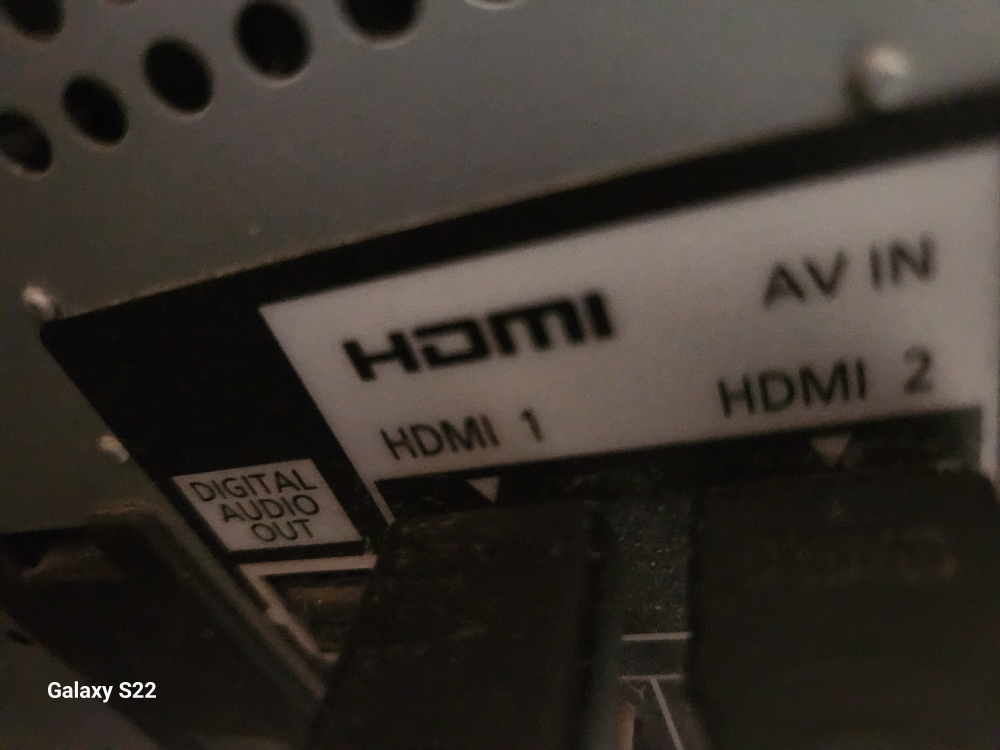 PanasonicVIERA 50" Flat screen TV. image indicator(6)