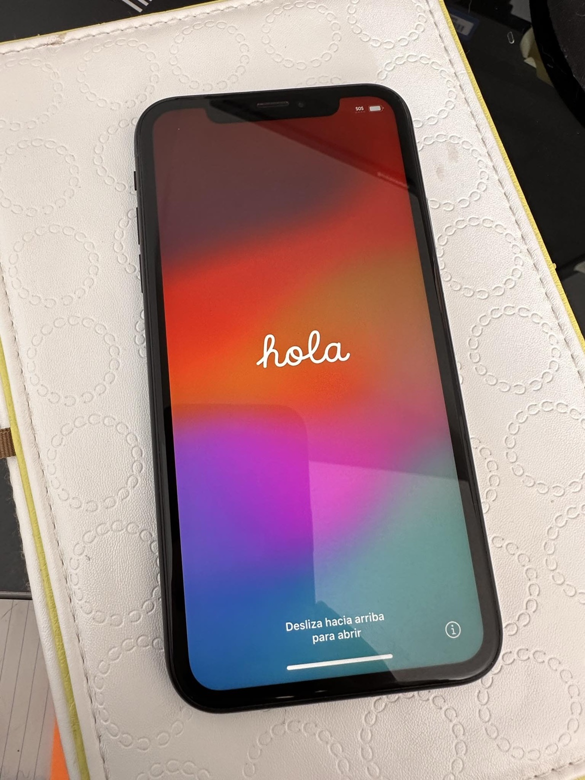iPhone XR - great condition - pickup CITADEL NW thumbnail
