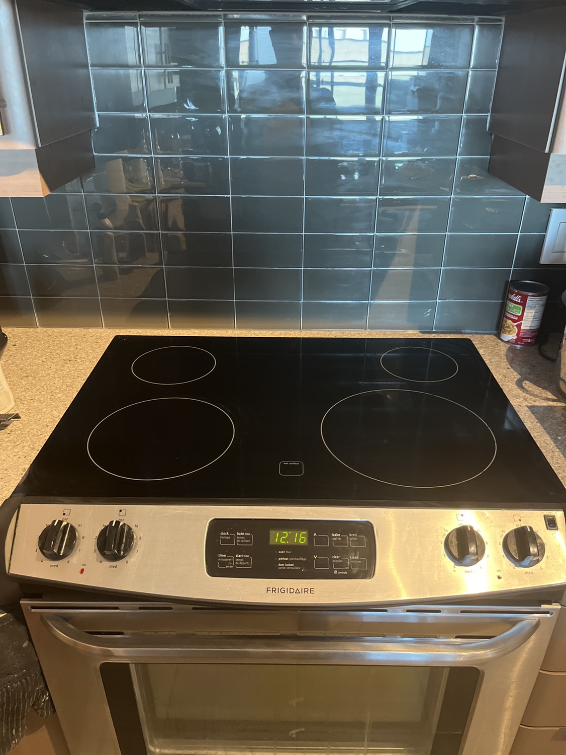 Frigidaire Stove - photo 3