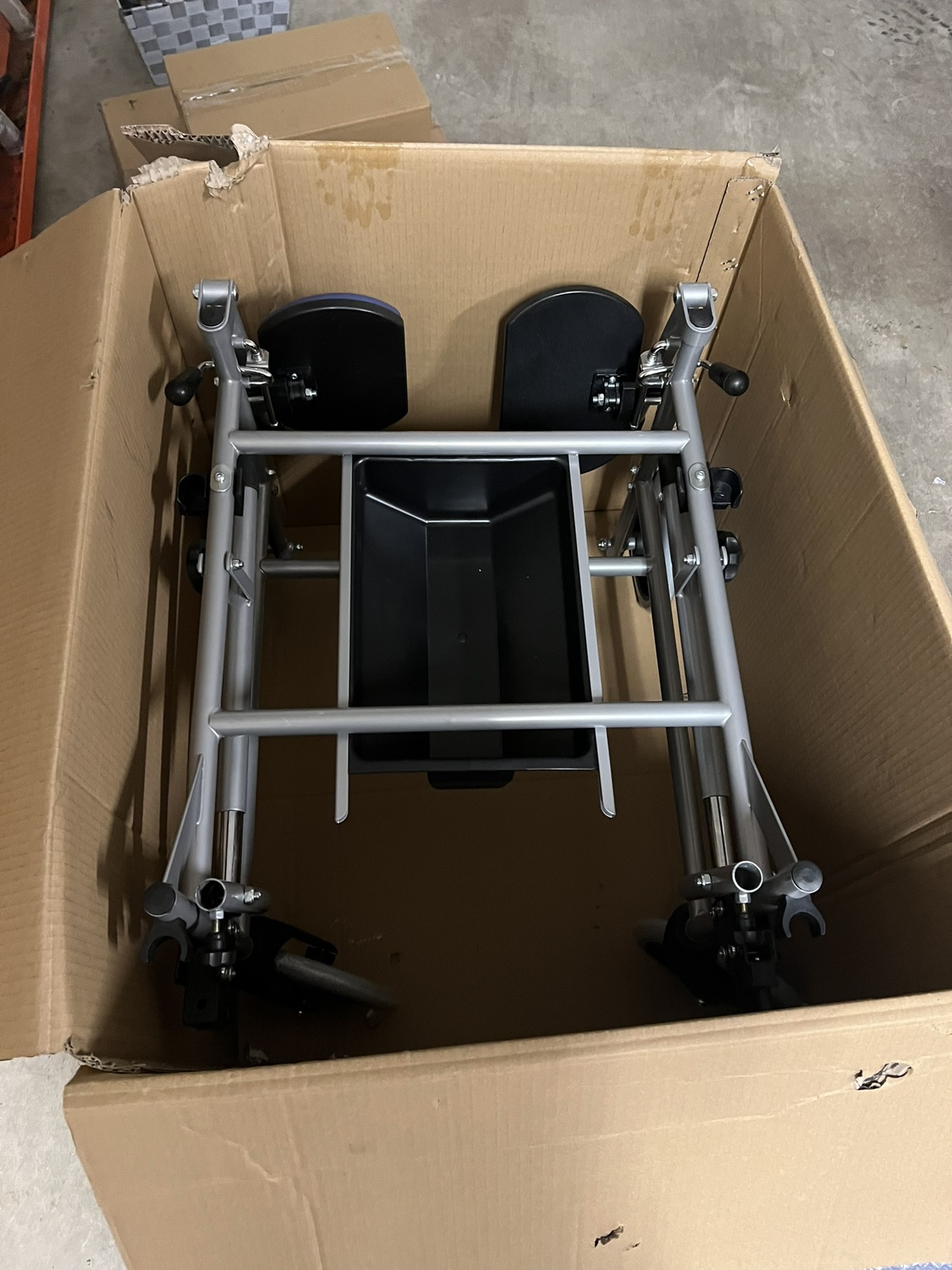 Wheel chair bath commode - photo 4