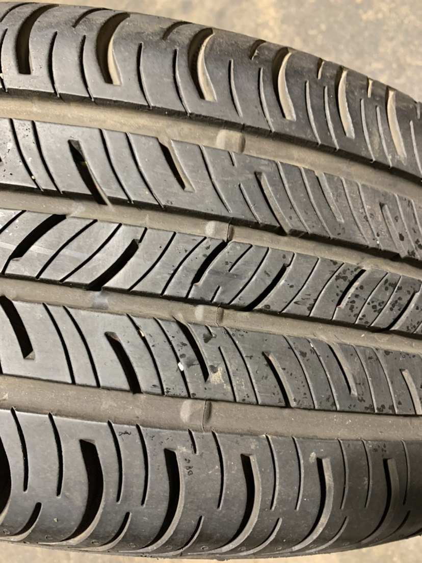 Four Continental tires - photo 3