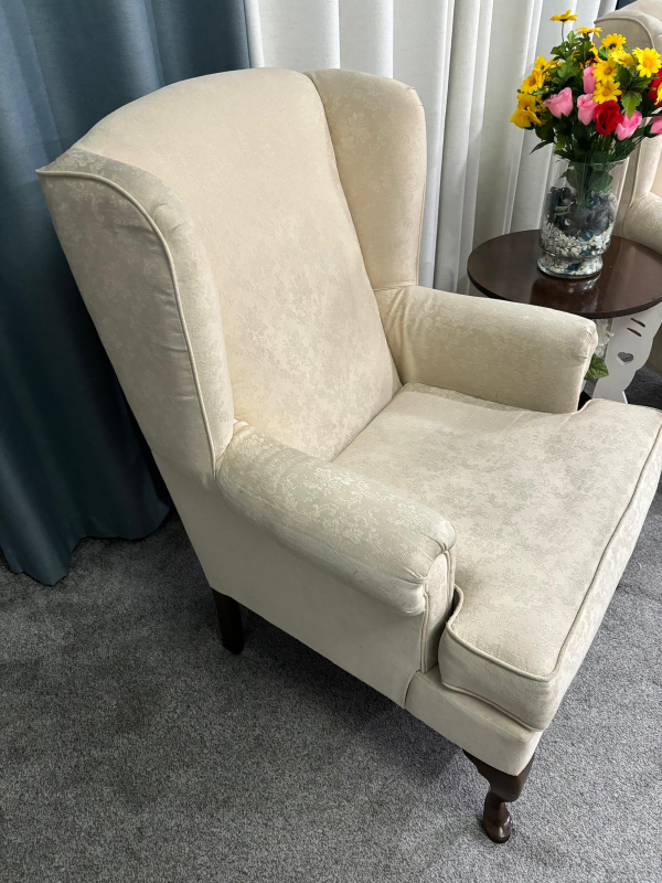 arm chairs - photo 5
