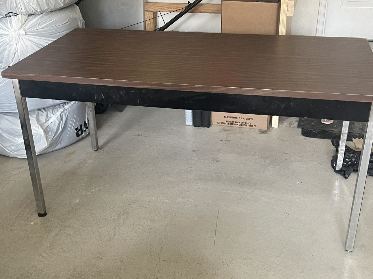 Table - photo 2