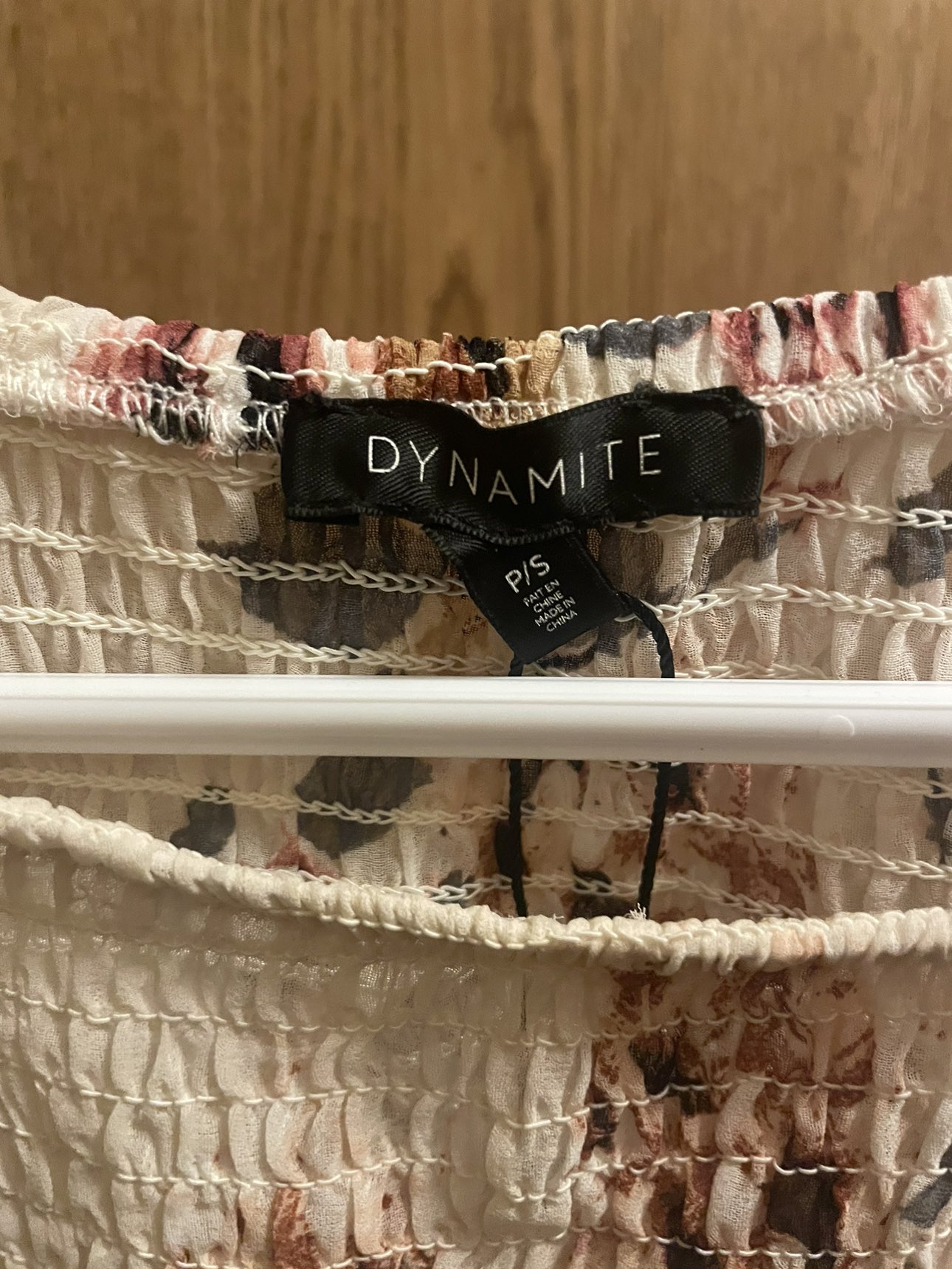 Cute floral dynamite top - photo 2