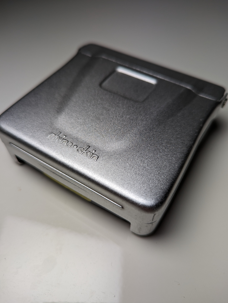 Nintendo Game Boy Advance SP (Platinum Silver) image indicator(3)