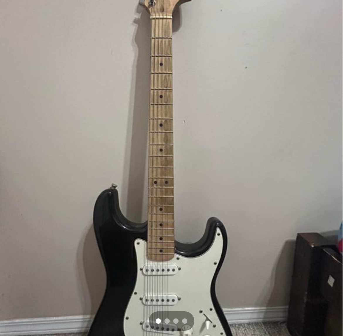 STARCASTER GUITAR + AMP