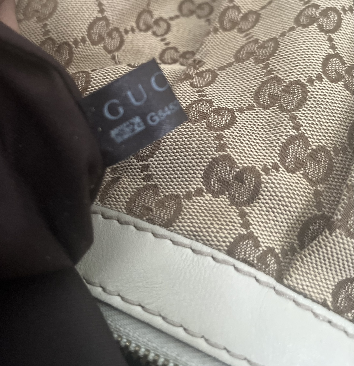 Authentic Gucci Sukey shoulder bag image indicator(6)