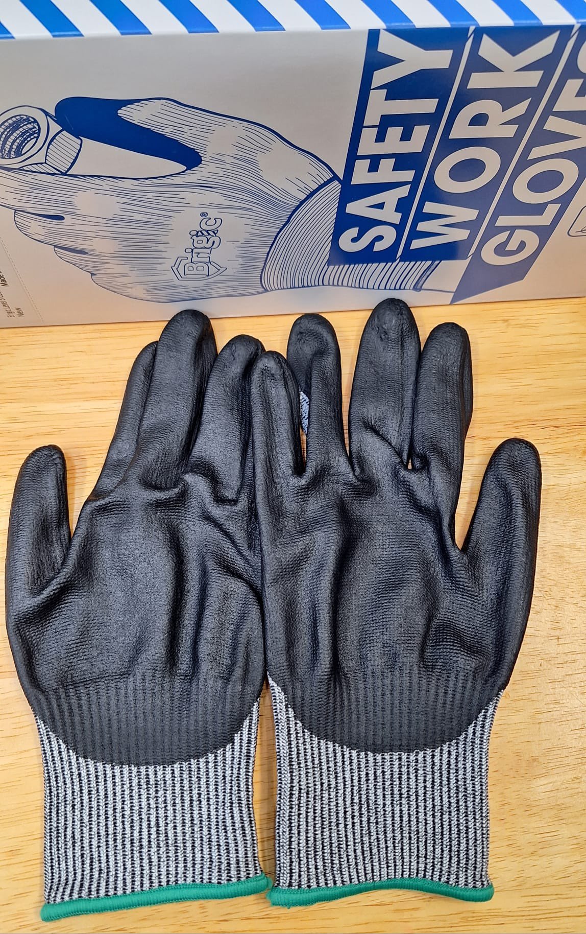 Brigic Level 5 Cut Resistant Gloves, Foam Nitrile Coating image indicator(7)