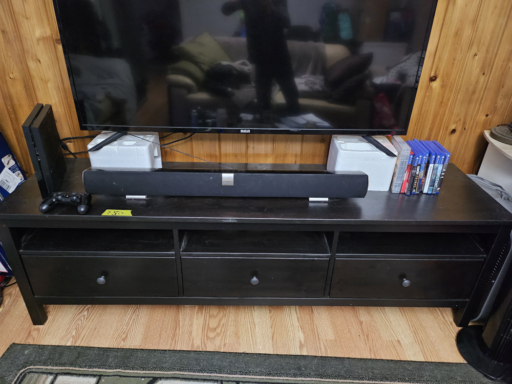 TV Stand - photo 2