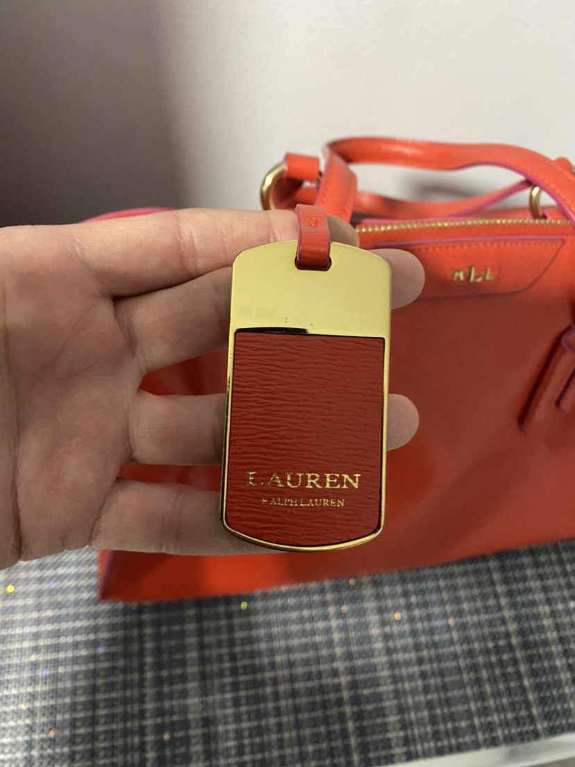 Women’s red bag thumbnail