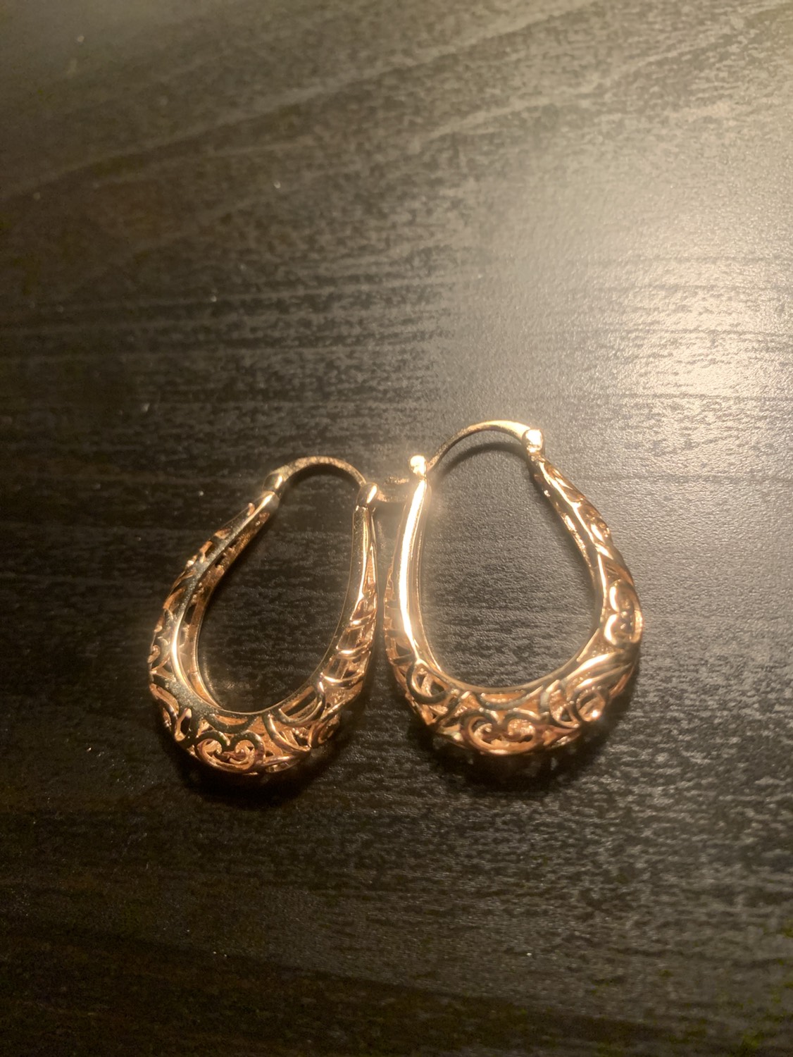 Free earrings thumbnail