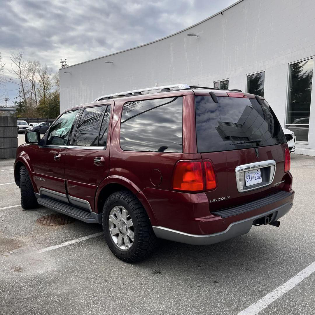 2003 Lincoln Navigator - photo 2