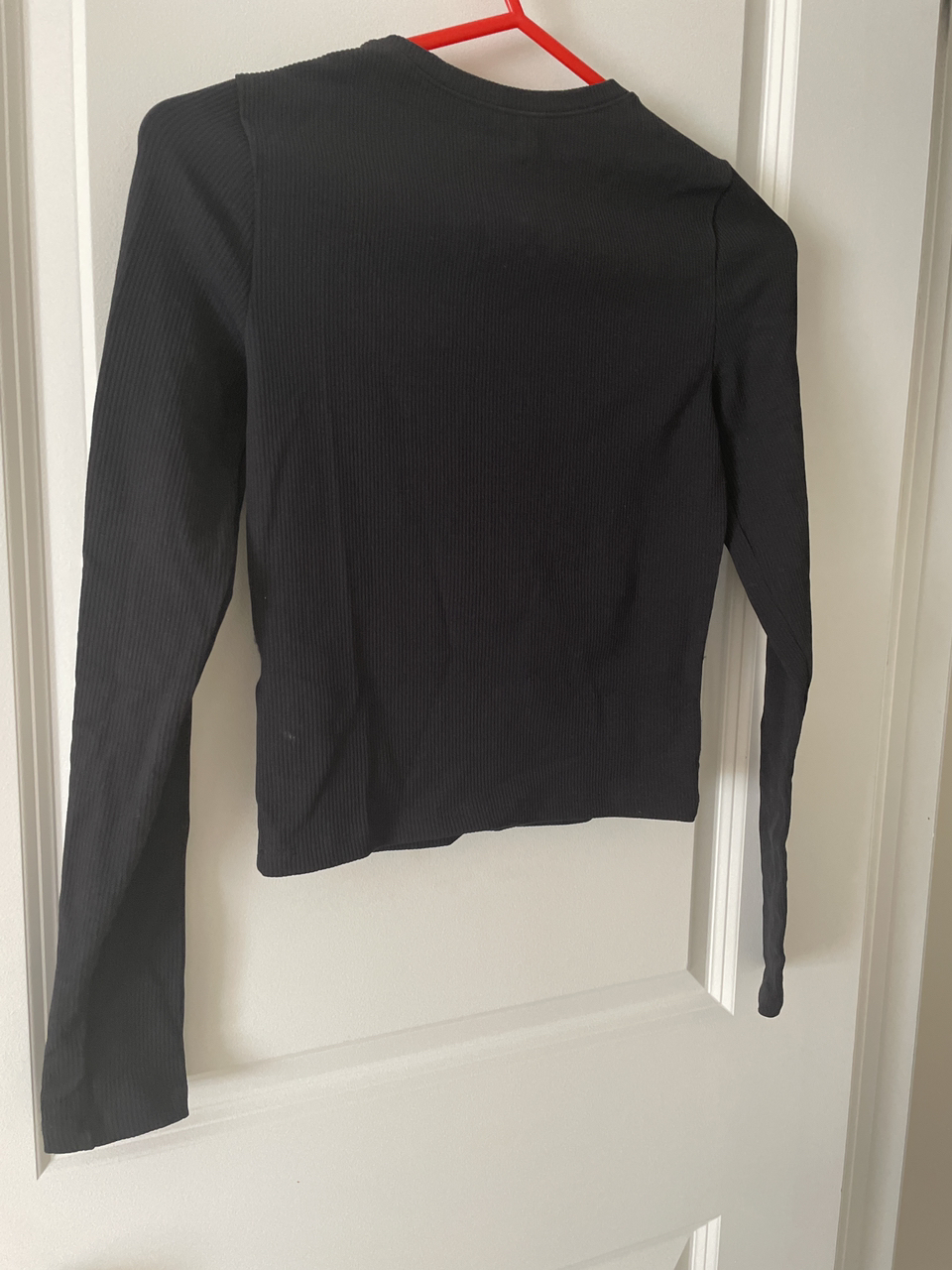 Long sleeve size xs like new image indicator(3)