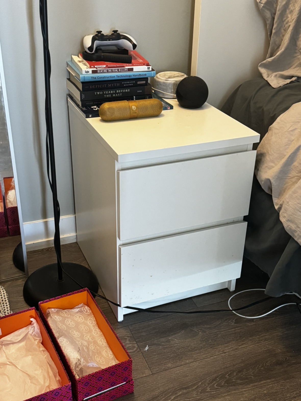 IKEA MALM Dresser image indicator(4)