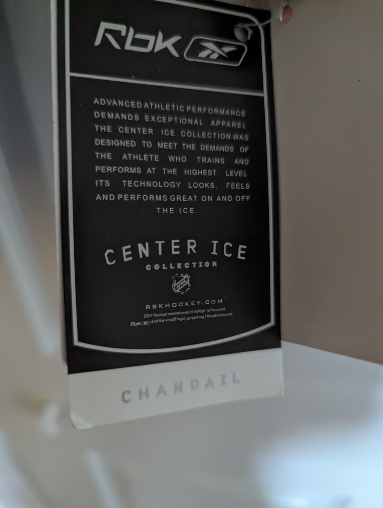 Rbk Vancouver Canucks 
NHL Hockey Jersey 
Youth X/XL image indicator(8)