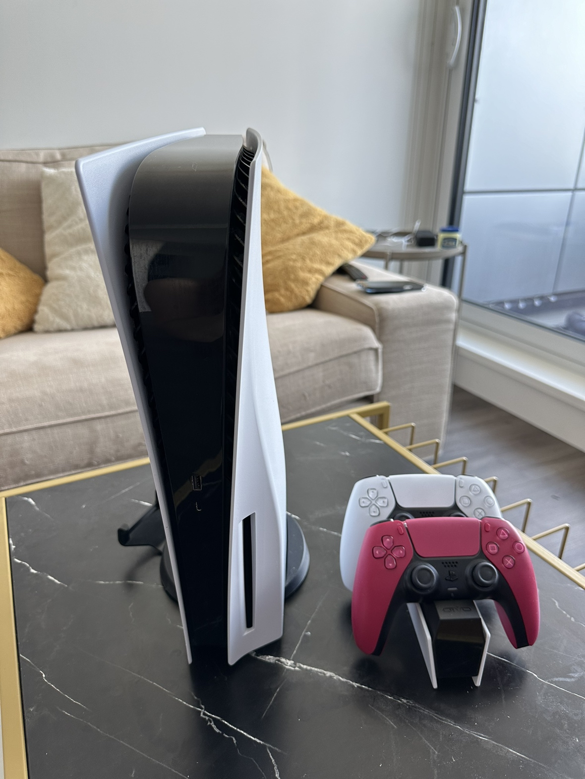 SONY PS5 Disc edition with 2 controller 🎮 - photo 4