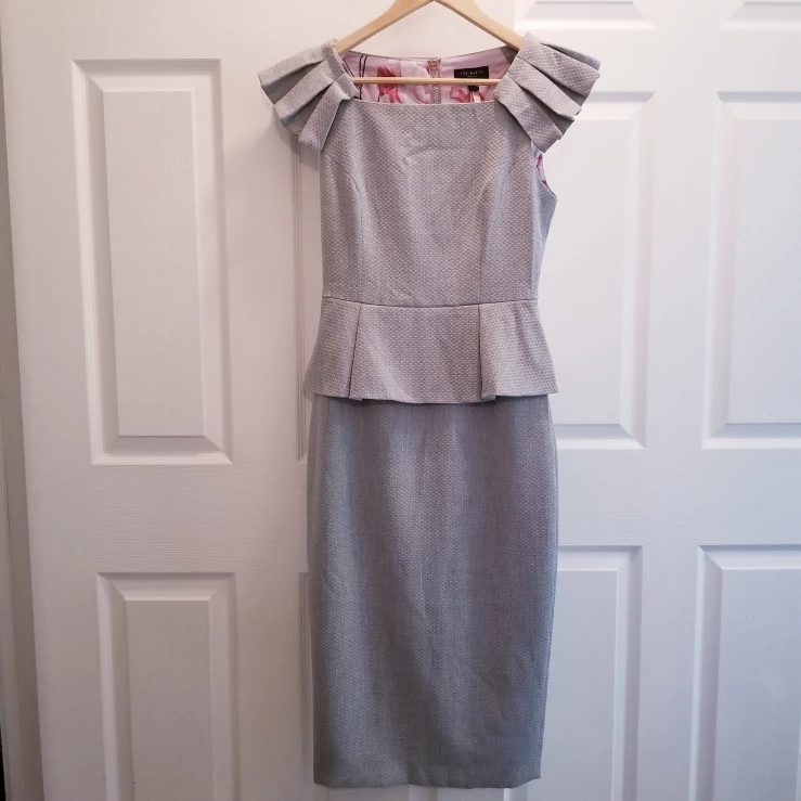 BRAND NEW Ted Baker $450 Designer Dress Grey Peplum Pleated image indicator(4)