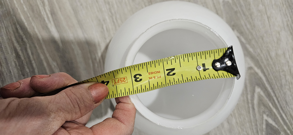 2 lamp shades diameter  5.5" image indicator(4)