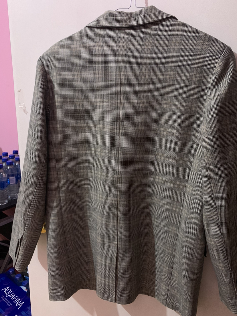 Aritzia Babaton Agency Check Blazer image indicator(5)