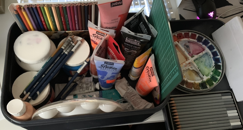 Mixed Art Supplies 🖼️ thumbnail