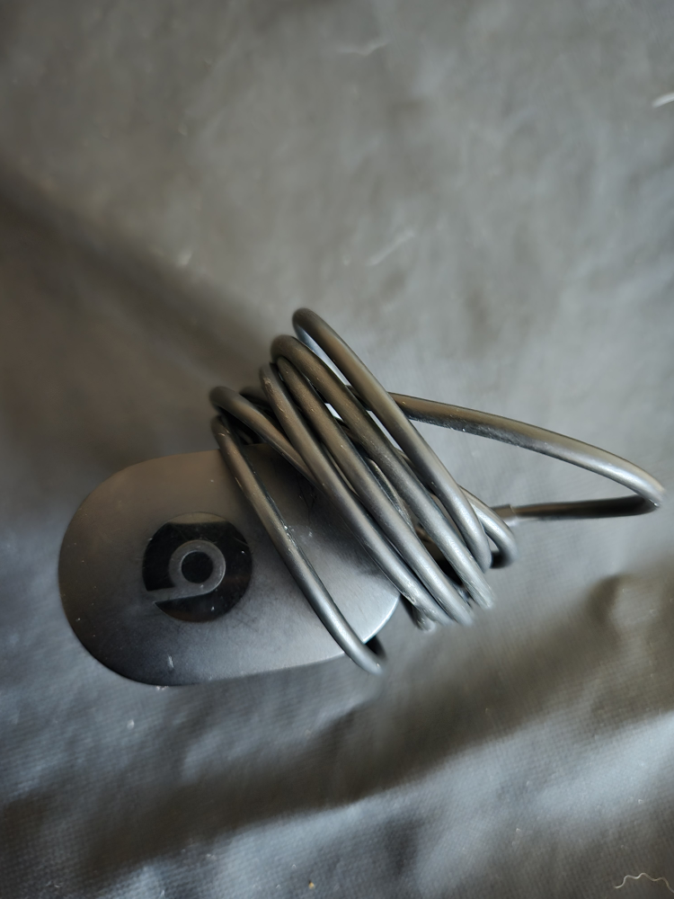 beats speaker image indicator(3)