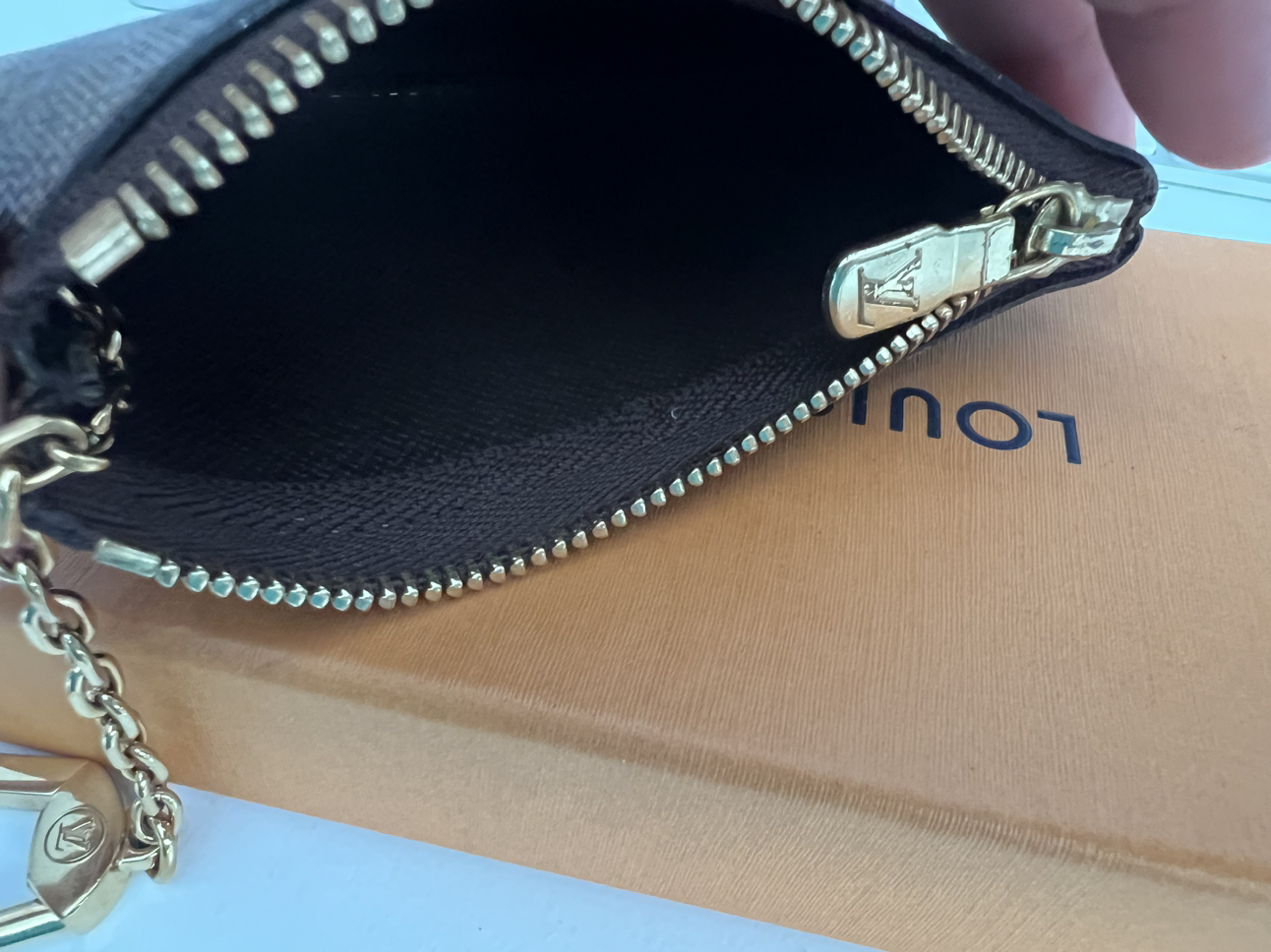 Louis Vuitton’s Key holders and Card holders - photo 3