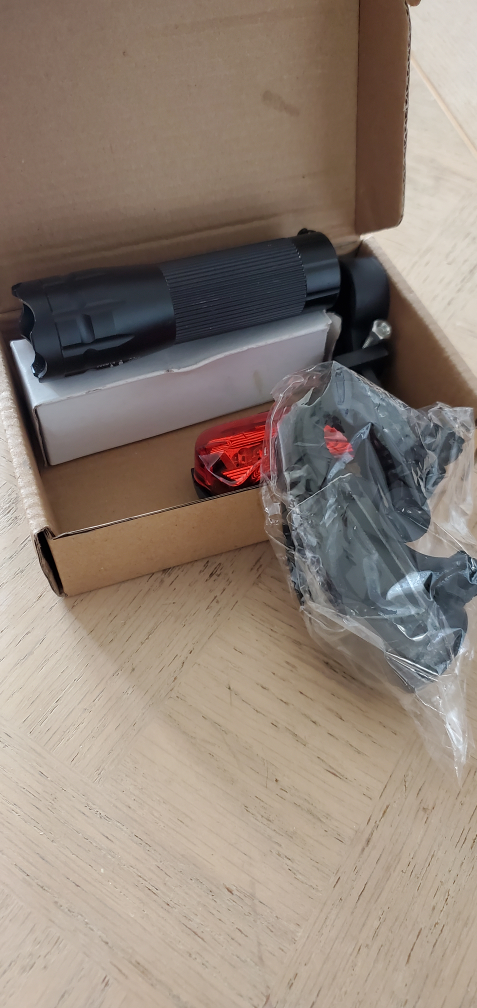 Bike light, Front and rear.( NEW ) image indicator(3)