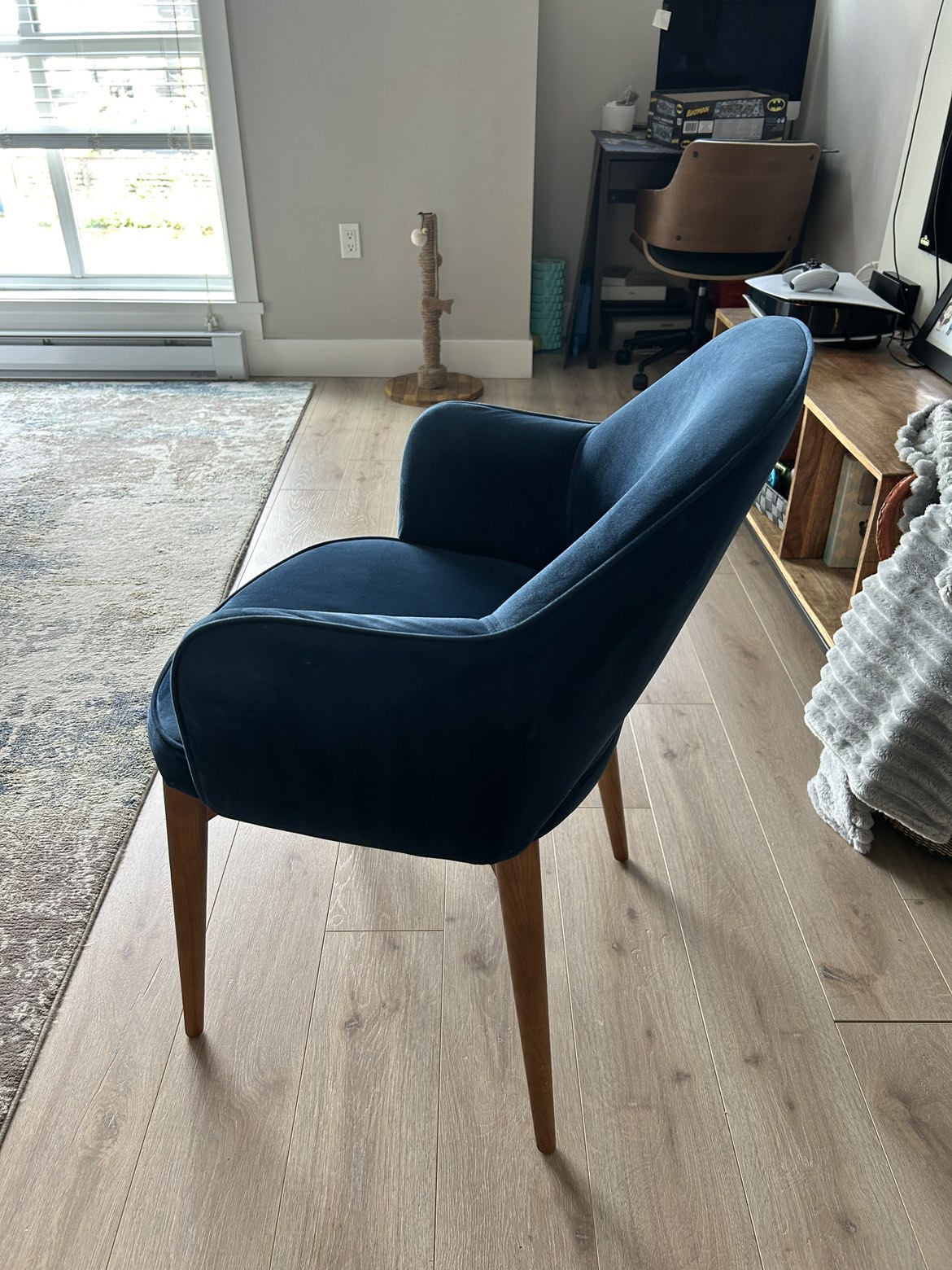 Set of 4 Blue velvet dining chairs - photo 3