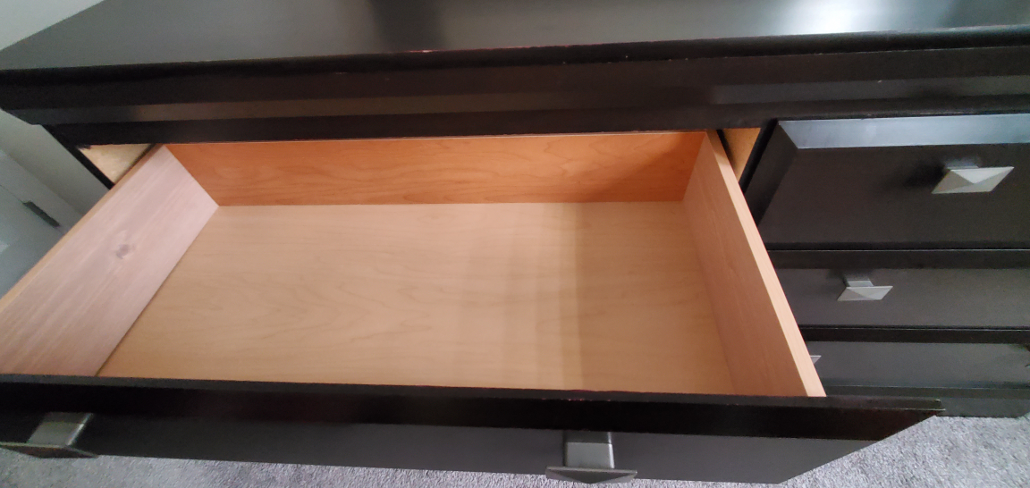 the brick- dresser with mirror ,  with minor scratch - photo 2