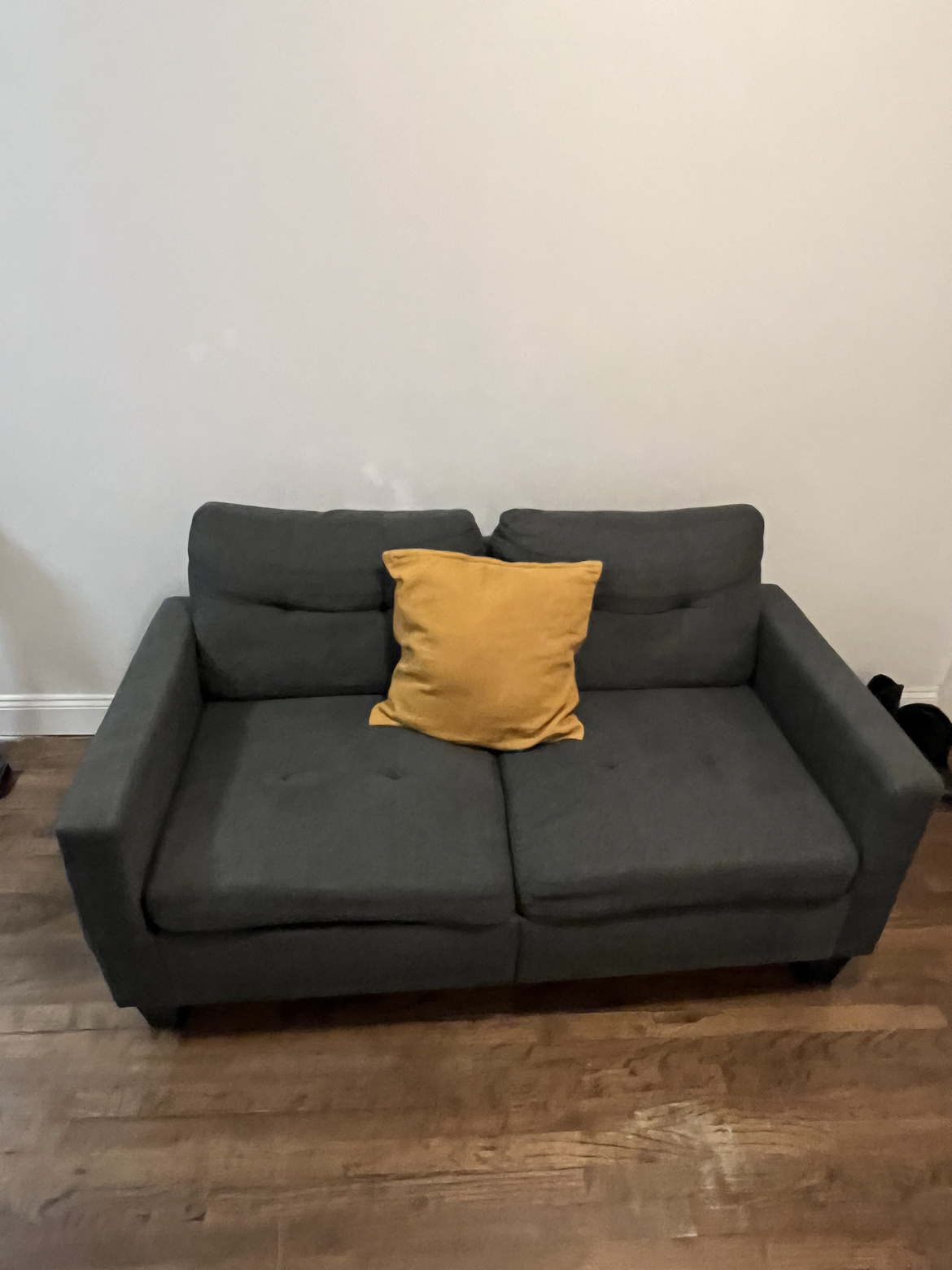 Free couch - photo 2