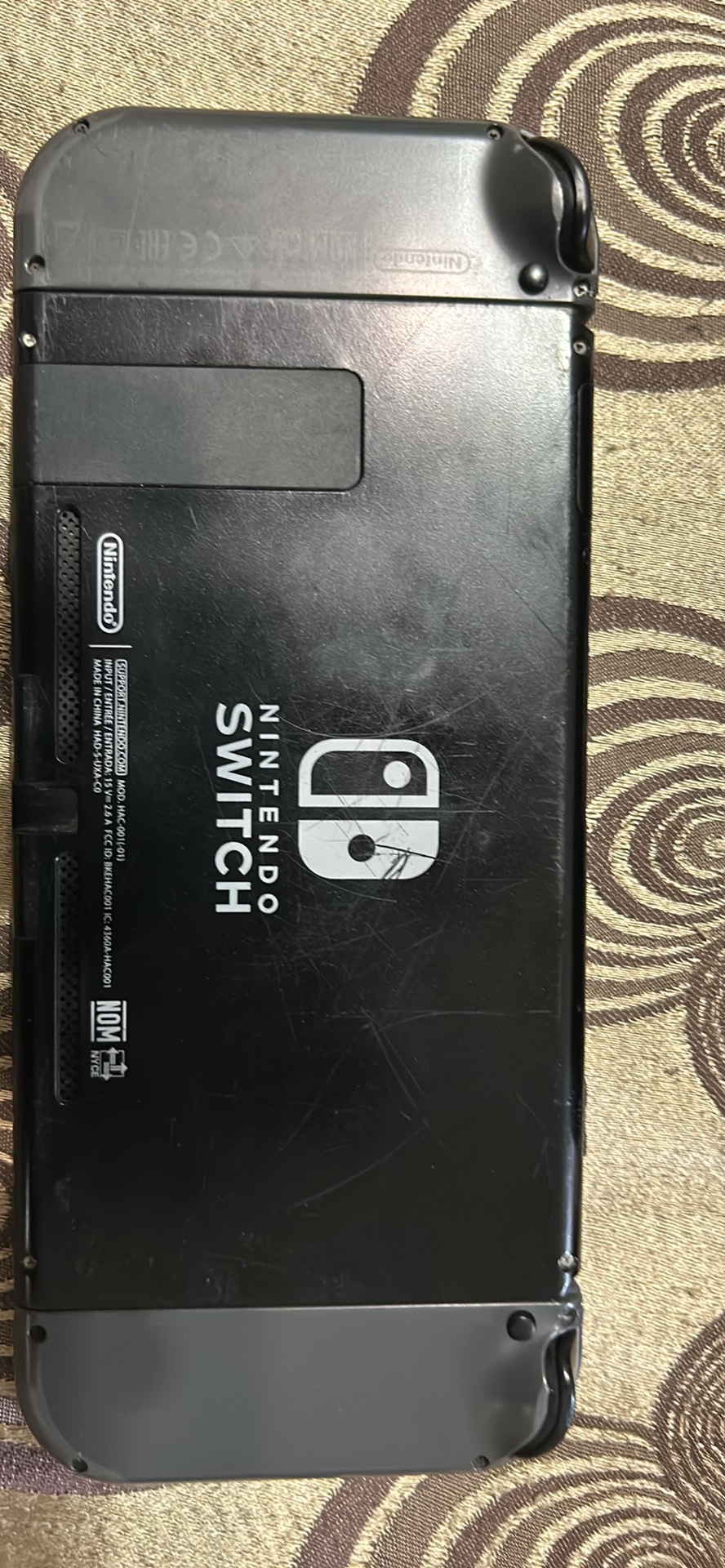 Nintendo Switch W/ 3 games - photo 2
