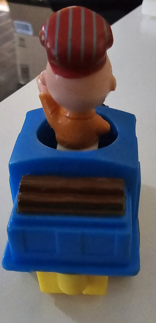 Vintage Charlie Brown Push Down Car (UFS Inc. 1950, 1966) image indicator(4)