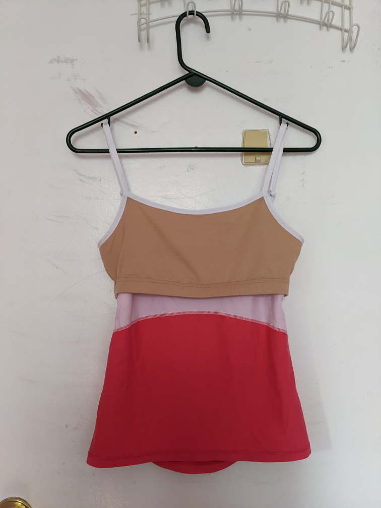 Lululemon Sleeveless Top With Sports Bra Inside Size S/M image indicator(3)