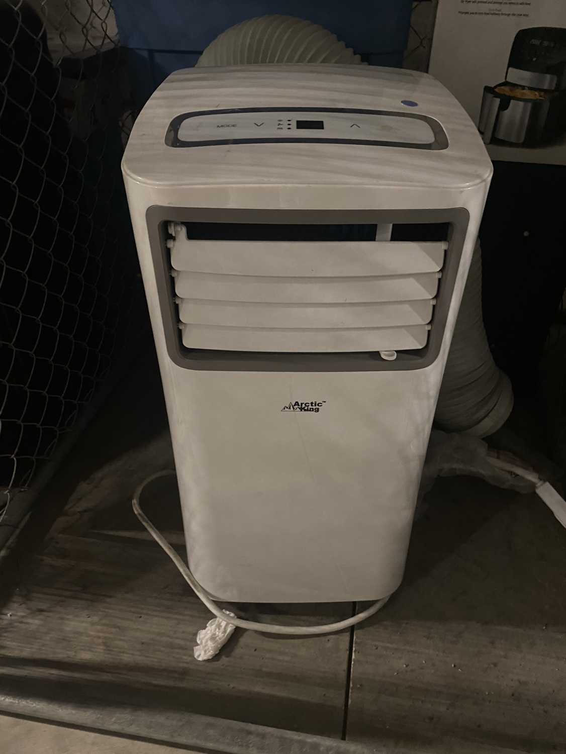 Air conditioner - photo 2
