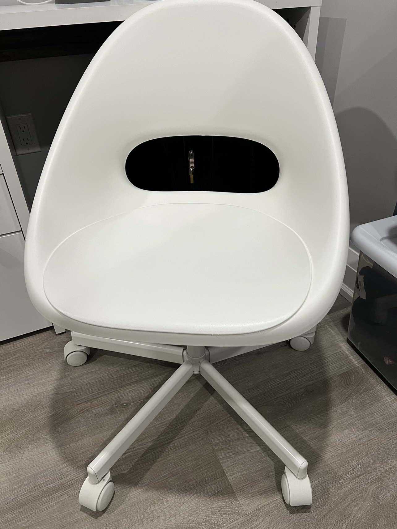 MOVE-OUT SALE:  Nexera Office White Desk and Ikea Swivel Desk - photo 2
