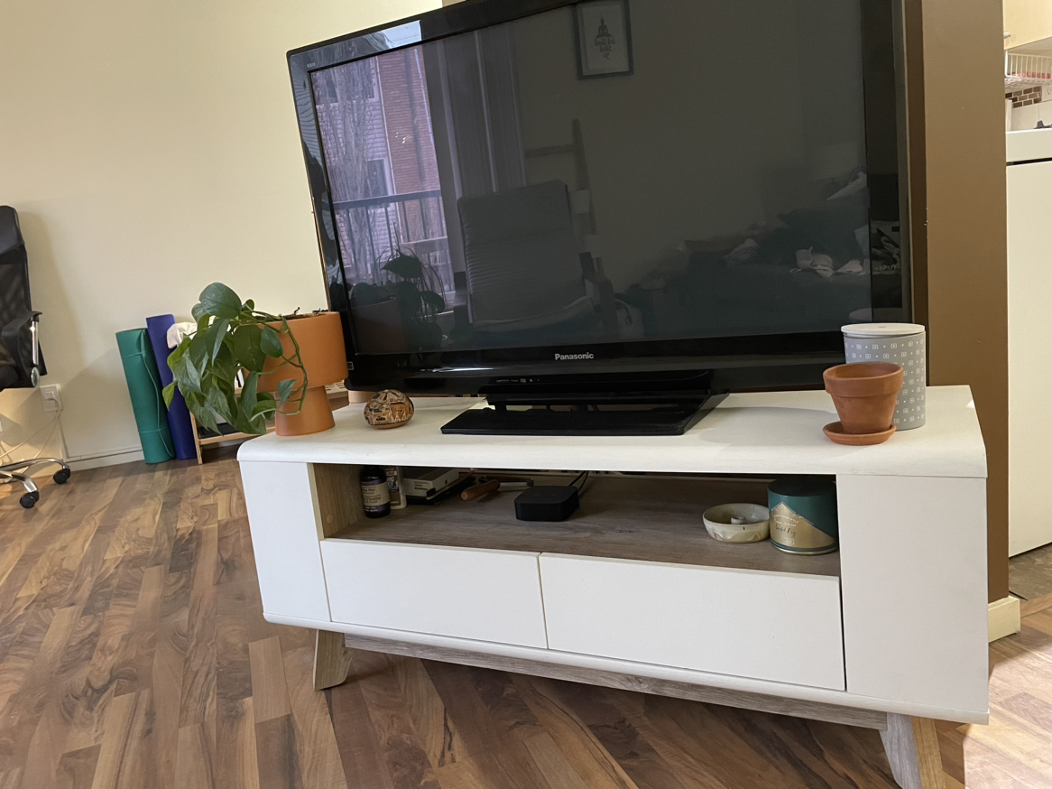 42” TV - photo 2