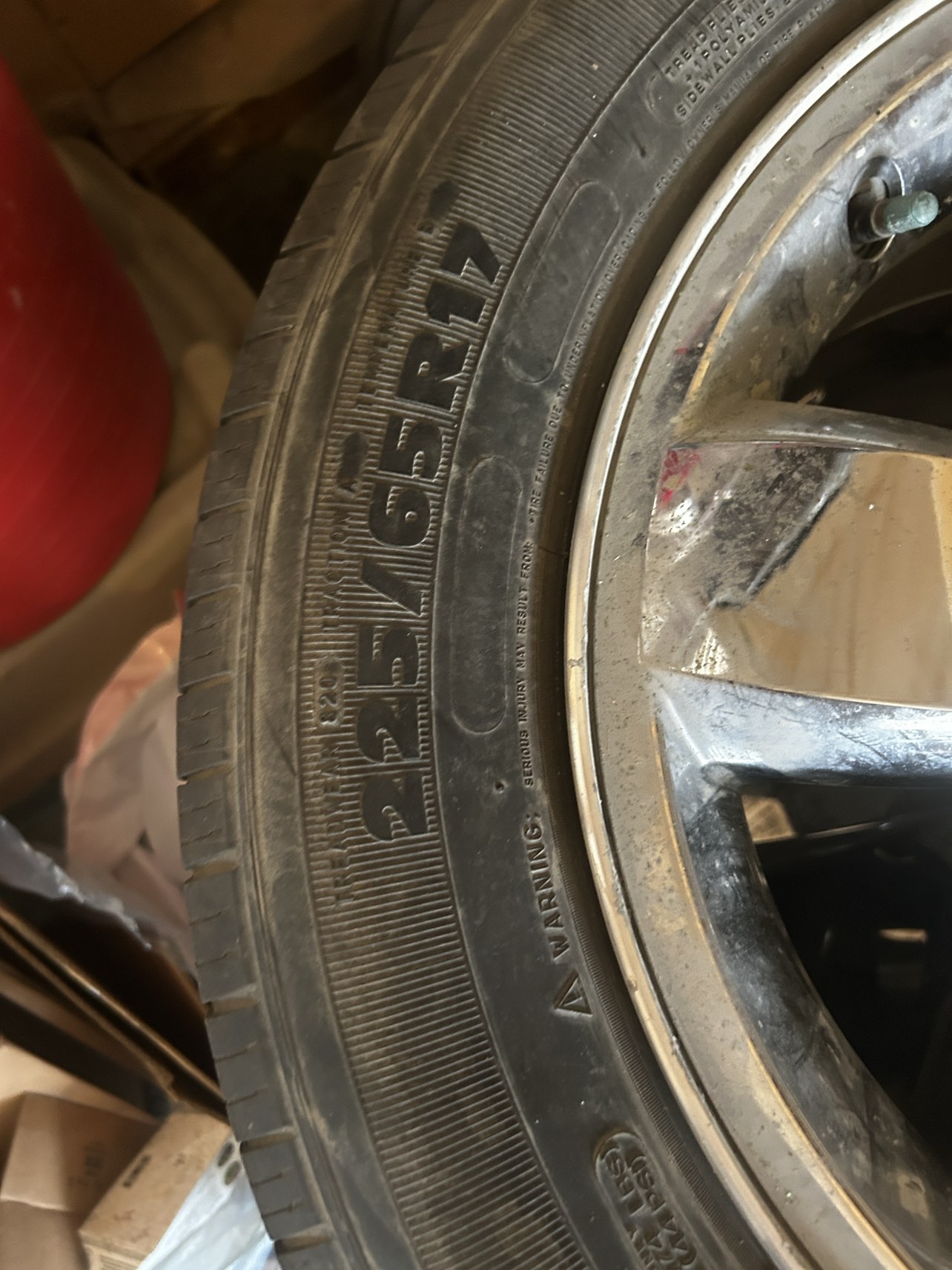 Rims & Tires, 2011 Ford Escape - photo 4