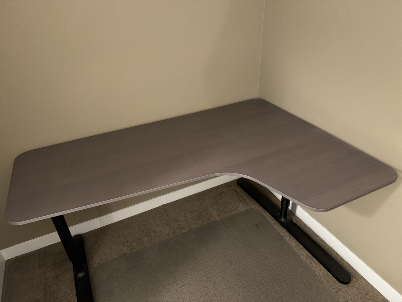 L-shaped Desk (Right sided)