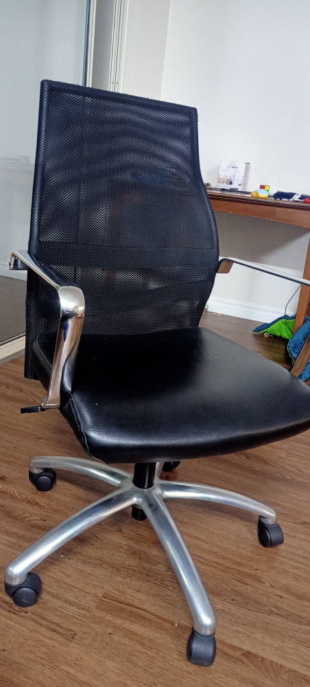 Office Chair - photo 2