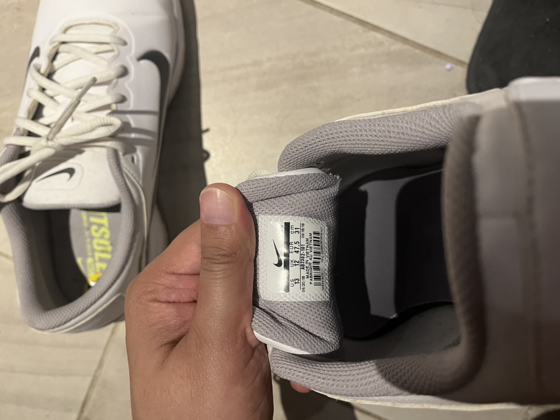 US 13 Nike Golf Shoes - Worn Once image indicator(2)