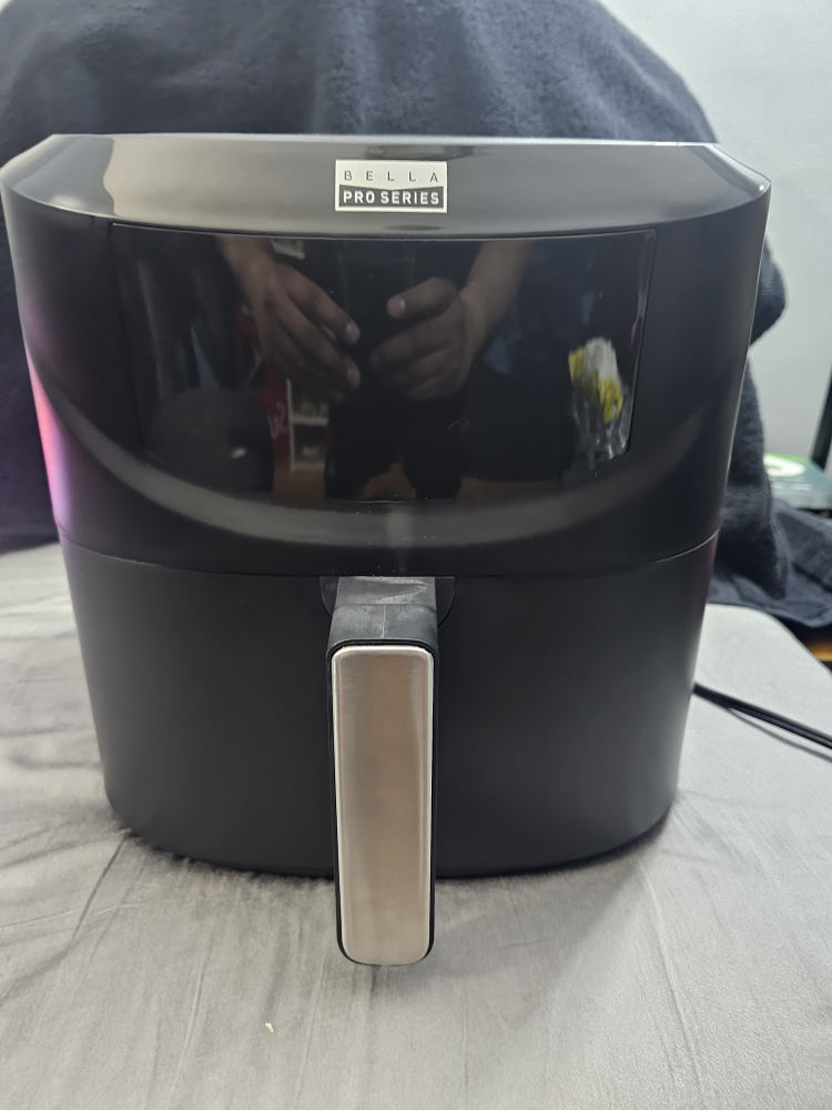 Digital Air fryer Bella pro series 8-qt