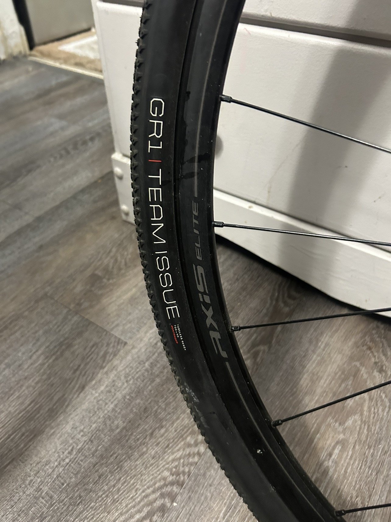 Gravel bike wheelset - photo 3