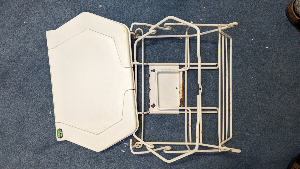 Wire garbage can - free