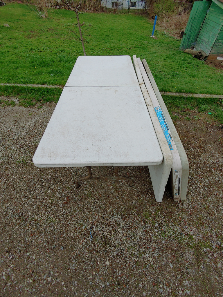 Folding tables - photo 2